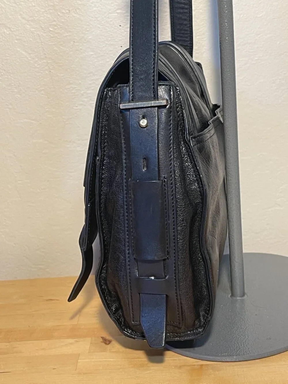 Cole Haan Black Leather Messenger Bag Professional Laptop Work Crossbody